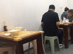 -覃肥叔桂林米粉(粮道街店)