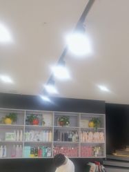 -吉艺心专业美发造型