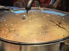 -尚尚仙·酸汤猪手·猪肚鸡火锅(华联万柳购物中心店)