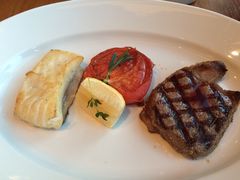 肋眼牛排、鳕鱼-沈阳君悦酒店·意坊意大利餐厅