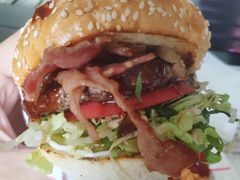 -The Habit Burger Grill 哈比特汉堡(爱琴海店)