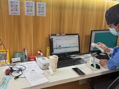 -上海仁爱医院口腔科 · 种植