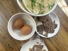 -陇上全荟兰州传统牛肉面(延吉路店)