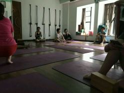 -广州萨谛艾扬格瑜伽中心