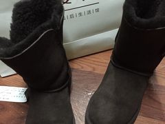 -爱革·奢品·鞋包·衣物·家居(宝地广场店)
