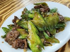 -雄伟美食(高沙中街店)