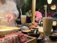-湊湊火锅·茶憩(杭州湖滨银泰in77店)