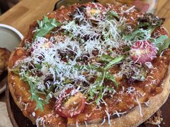 -Dragon Pizza•圆脸龙披萨·牛排餐厅