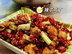 -天天沸腾(东港路店)