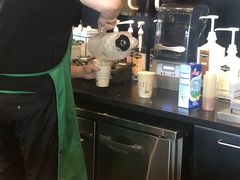 -星巴克(洛阳中州路王府井店)