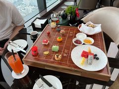 -瑞吉酒店·The Drawing Room闲逸廊·云端下午茶·夜奢Whiskey