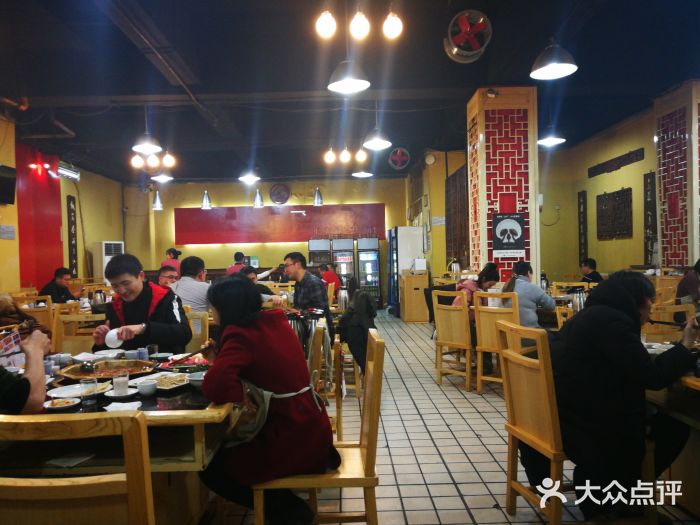 蜀九香火锅(玉林店)大堂图片