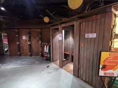 -暴风岛沉浸式体验馆(百联世纪店)