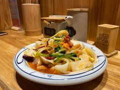 -陇上秦轩西安biangbiang面(EFC欧美金融商业城店)