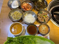 -老炉家木炭烤肉(长江国际店)