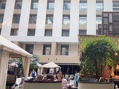 -朗丽兹自助餐厅