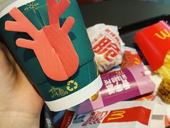 好时榛果拿铁-麦当劳(桃仙机场到达层店)
