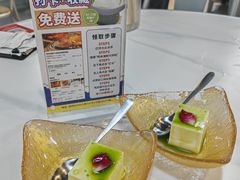 杏仁豆腐-明本湛江鸡•海鲜小厨(陈家祠店)