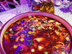 激情椒麻鱼-巴特餐饮6加1音乐餐吧·新疆菜