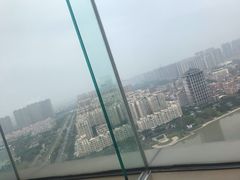 -荣誉国际酒店-云顶旋转餐厅