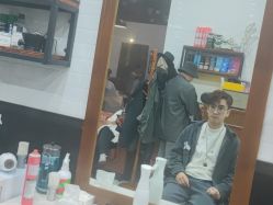 -MARTIN'S BARBER SHOP男士理发馆