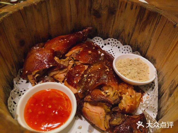 胡桃里音乐酒馆(滨海店)胡桃里招牌烤鸡图片