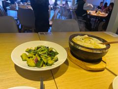 -关东小磨东北菜(上海长风大悦城店)