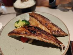 青花鱼一夜干定食-dodonpa.墩墩伐 便当食堂(博华广场店)