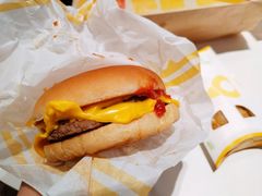 吉士汉堡-麦当劳(世贸店)