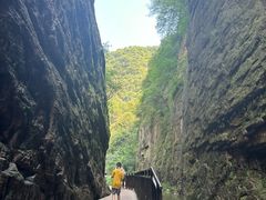 -龙潭大峡谷