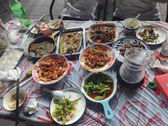 -老班长·小龙虾·鲜货烧烤大排档(金街美地店)