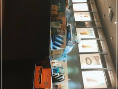 -星巴克臻选(南京金茂览秀城店)