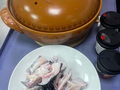 -忆江南·临江鱼馆