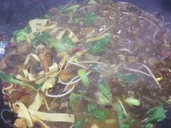 -皖北巫氏三胖地锅鸡(长淮总店)