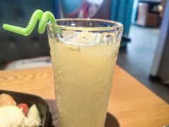 -豪客嘉族·麦尼顿西餐厅(乐福天下店)