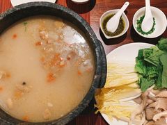 松茸石鍋藏香雞-林芝工布庄园希尔顿酒店-猎味中餐厅