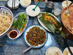 -蜗牛小馆醉乡民谣云南菜(惠新西里店)