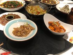 -芳芳私房菜·精做淮扬菜(承德路店)