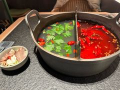 -三出山火锅(万象天地店)
