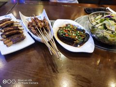 -亿诣蝎府炸酱面羊蝎子火锅(酷车小镇店)