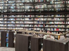 -钟书阁(群光广场店)