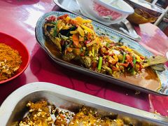 -香猪美食(洛香店)