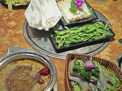 -塔兰齐新疆孜然火锅(鲤鱼山路店)