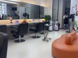 -优尚·烫·染·店