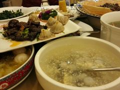 -山明水秀大饭店