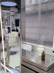 -PE SALON 