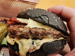 -上海西藏大厦万怡酒店Momo Cafe(徐汇店)