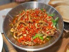 -费大厨辣椒炒肉(万家丽一店)