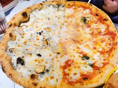 双拼披萨-Primo·丽莫意大利窑烤披萨