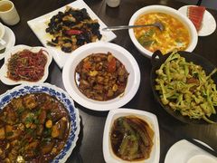 -鸿兴楼酒家嘉山路店